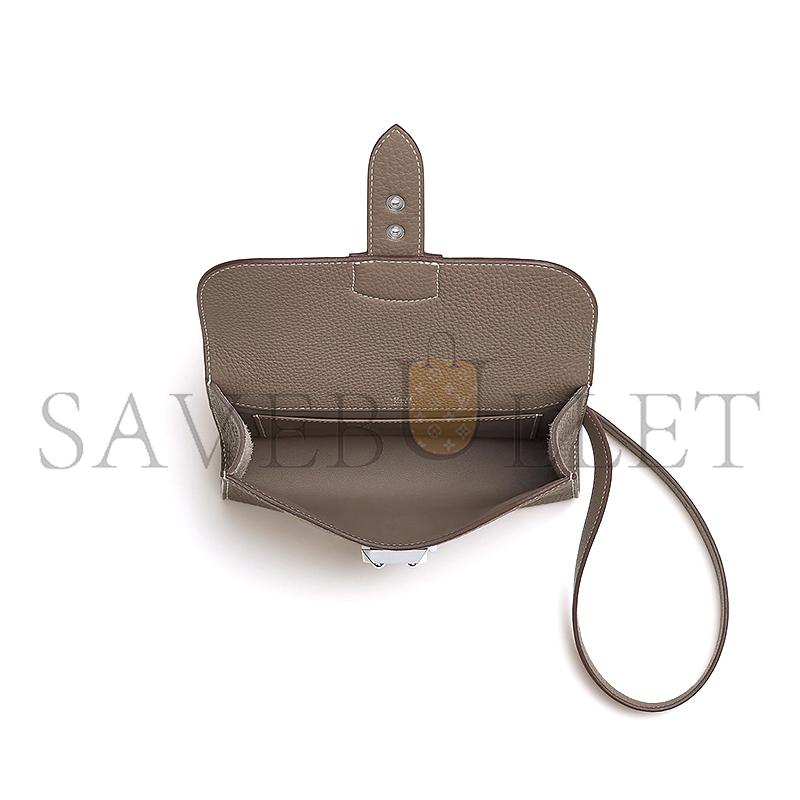 HERMÈS SAC A DEPECHES 21 BAG IN TOGO CALFSKIN H084109CK18 (21*17*4cm) HERMÈS SAC A DEPECHES 21 BAG IN TOGO CALFSKIN H084109CK18 (21*17*4cm)